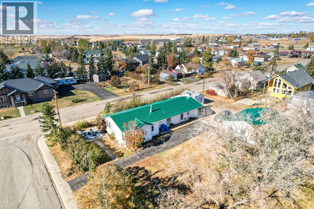 302 St Annes Ave, Trochu, AB T0M 2C0