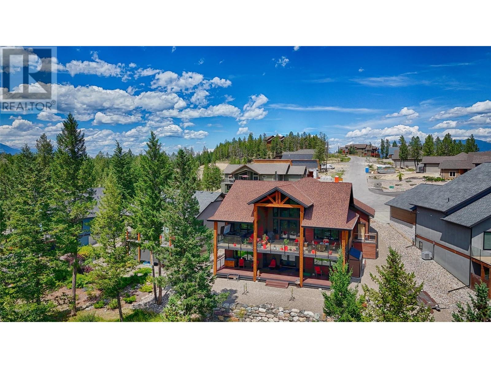 2621 Brewer Rise Rdg, Invermere, BC V0A 1K4