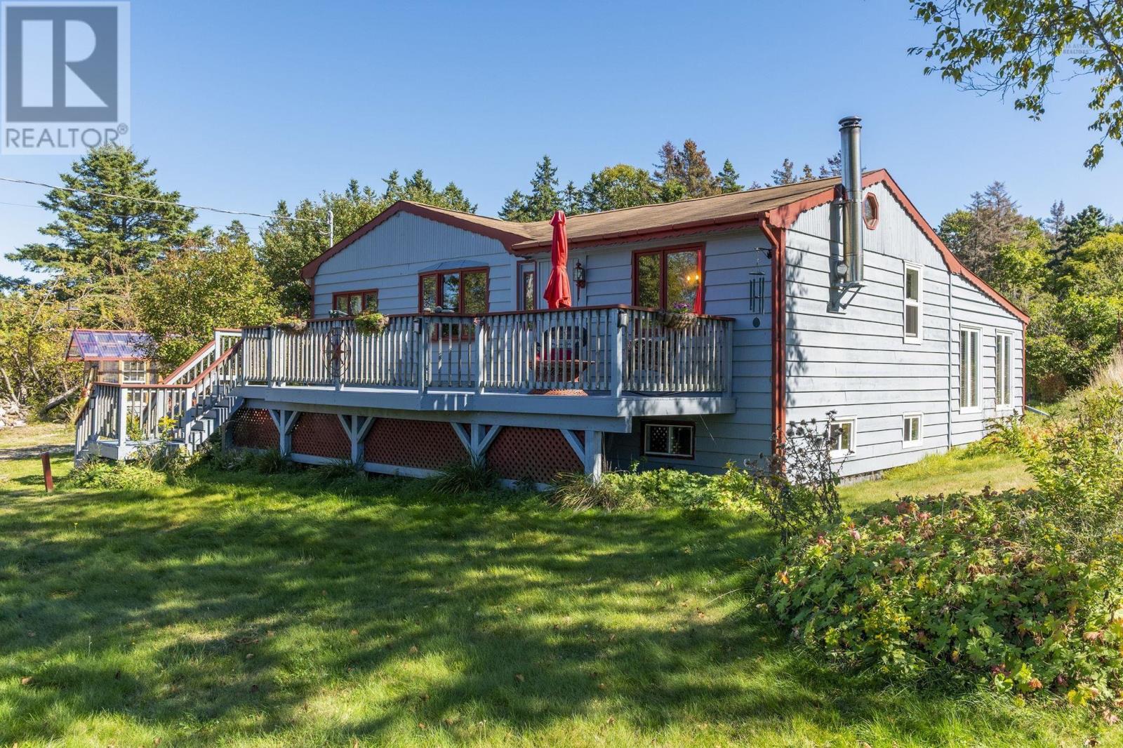 5012 Highway 329, Blandford, NS B0J 0C2