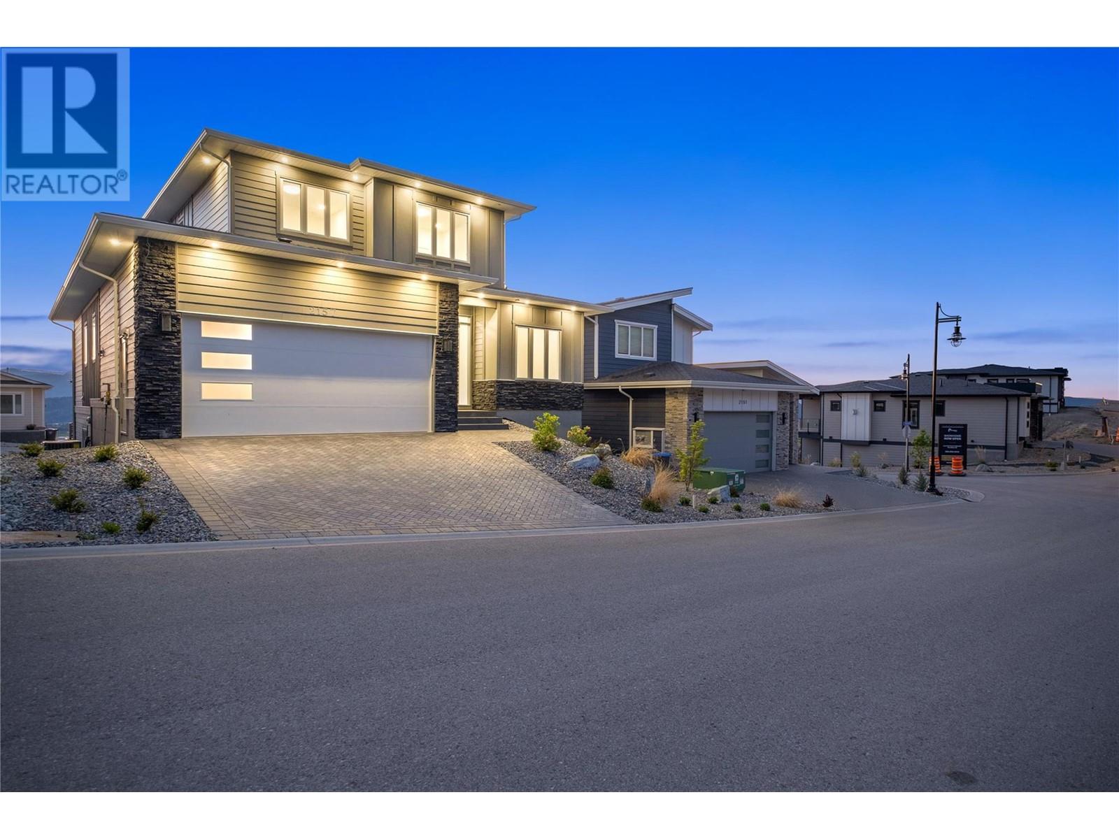 2157 Kentucky Cres, Kelowna, BC V1P 1S8