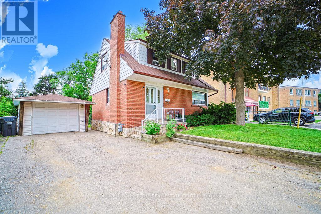 34 Crestview Ave, Brampton, ON L6W 2R6