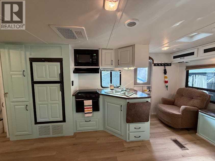 15 Timber Dr 27 5230 Hwy, Rural Mountain View County, AB T0M 1X0