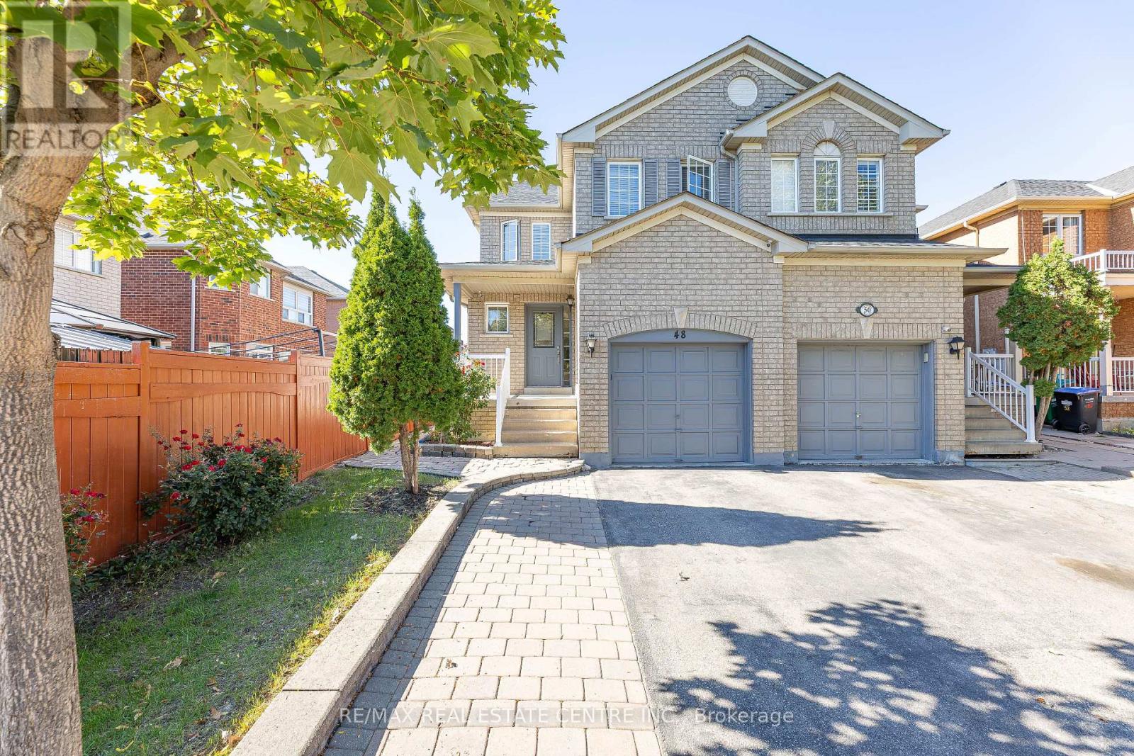 48 Zia Dodda Cres, Brampton, ON L6P 1J5