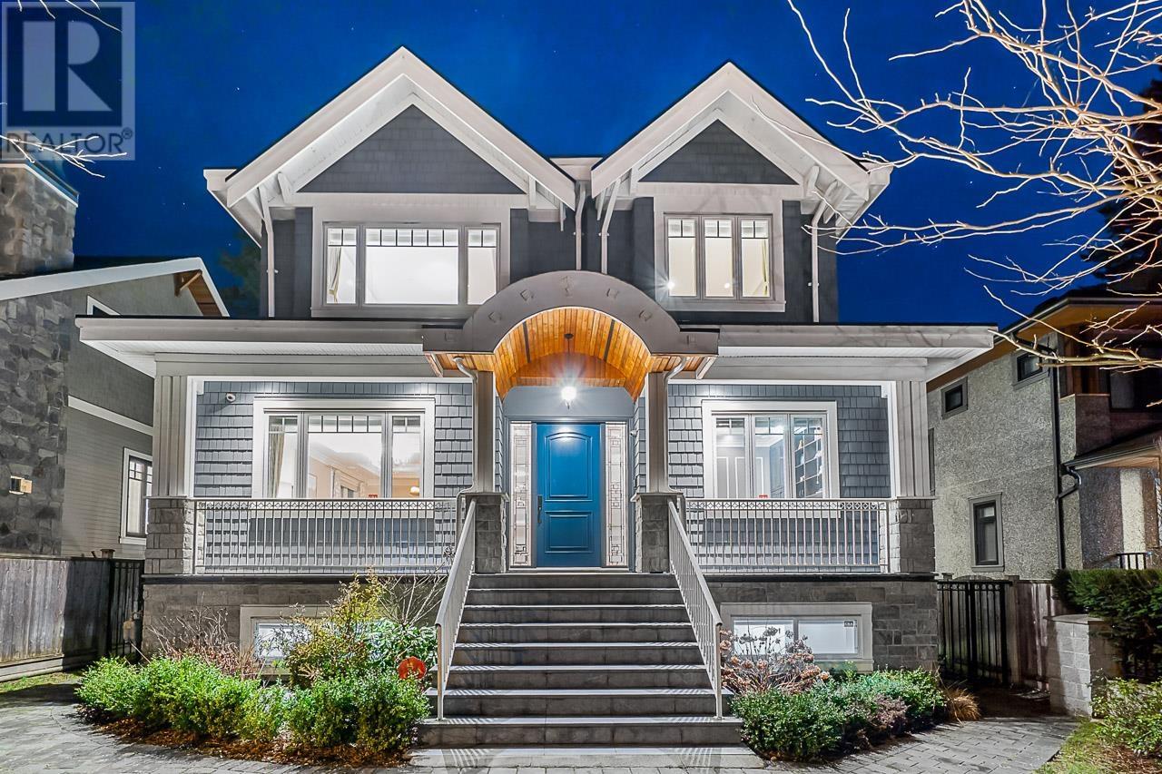 3741 W 37th Ave, Vancouver, BC V6N 2W1