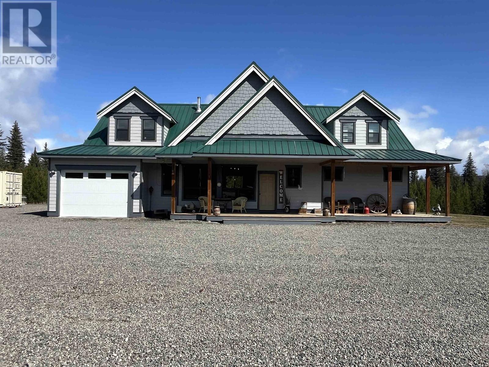 6518 Foothills Rd, 100 Mile House, BC V0K 2E3