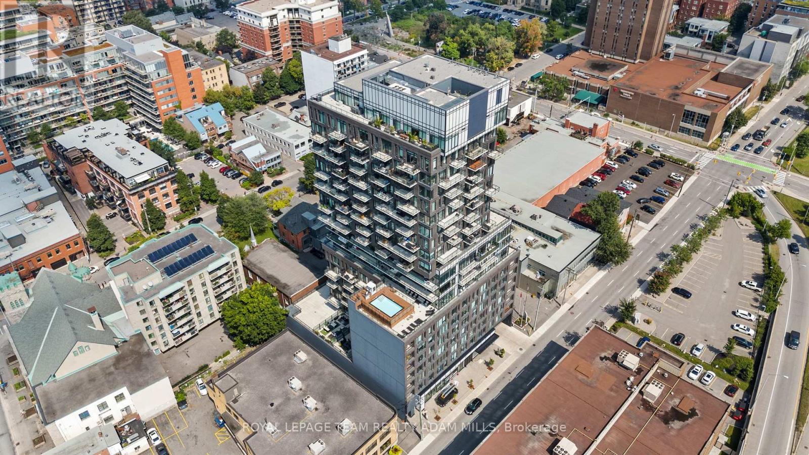 908 203 Catherine St, Ottawa, ON K2P 1J5