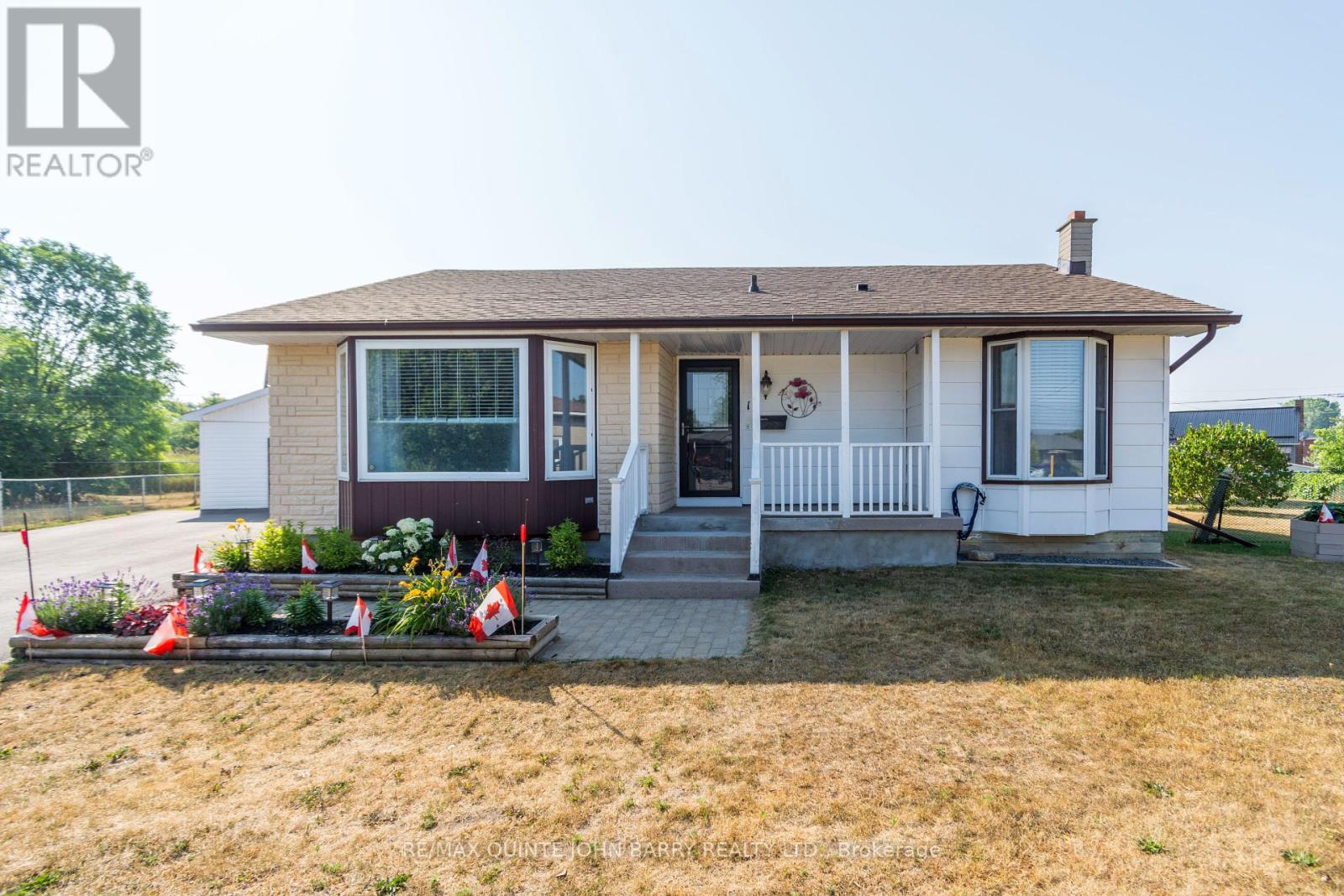 15 Coleman Dr, Quinte West, ON K8V 3A5