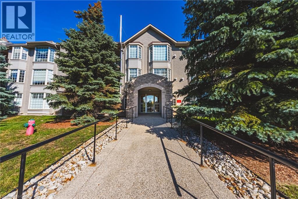 990 Golf Links Road Unit 308, Hamilton, ON L9K 1J8