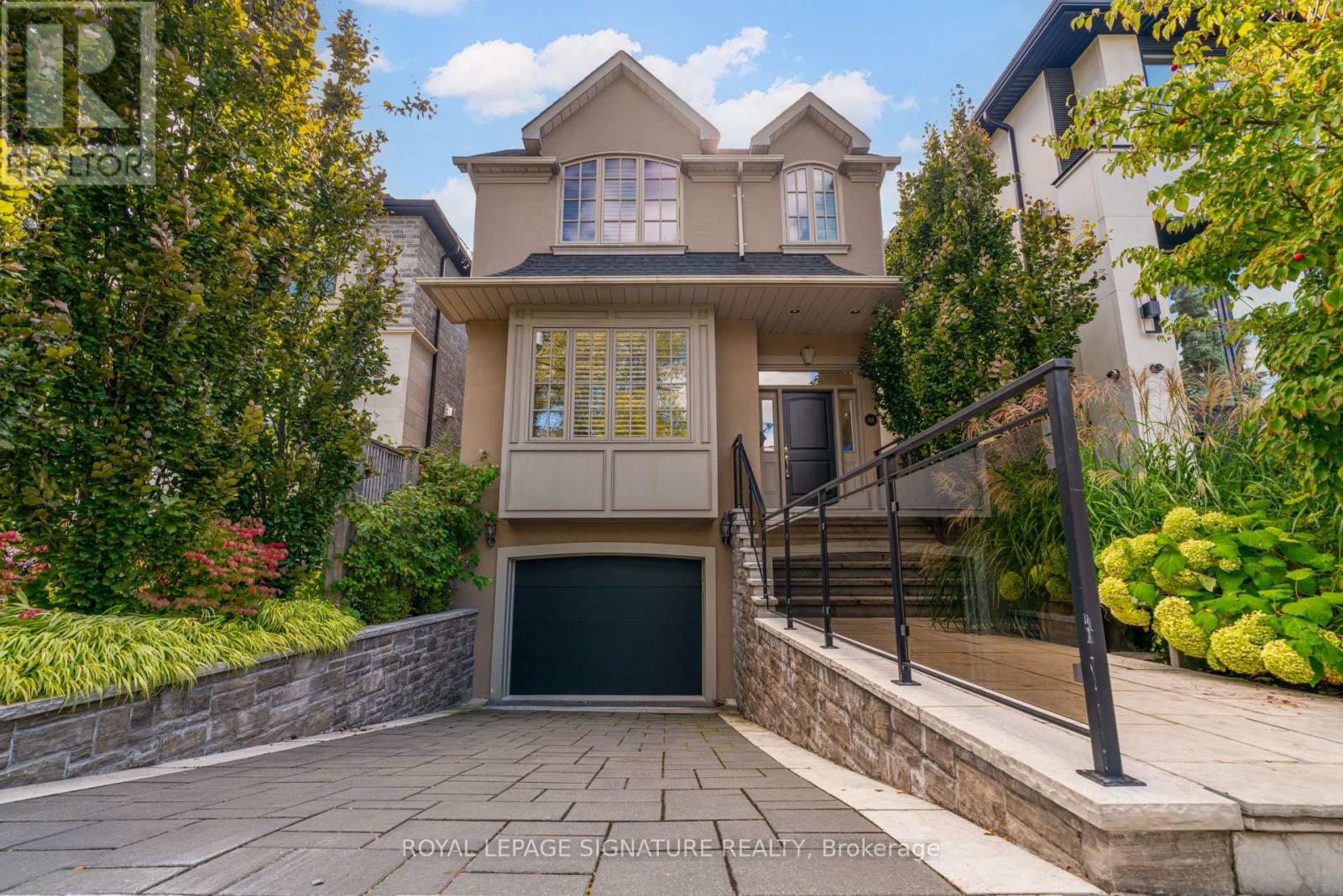 125 Joicey Blvd, Toronto, ON M5M 2T8