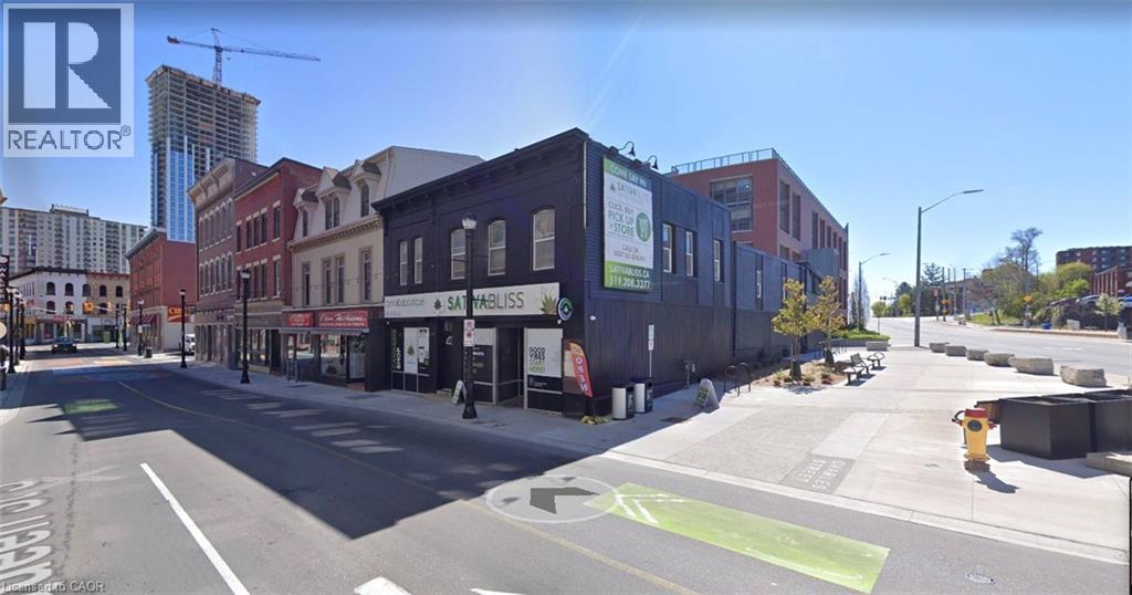 53 Queen St S, Kitchener, ON N2G 1V8