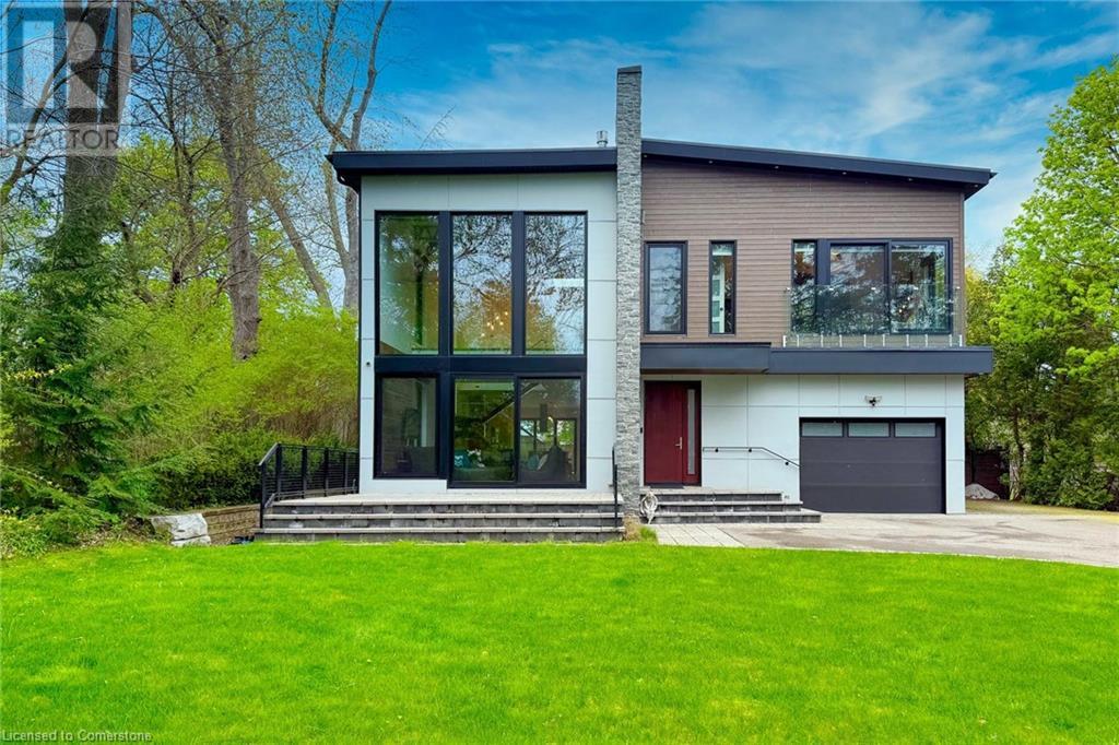 1207 Stirling Dr, Oakville, ON L6L 1E5
