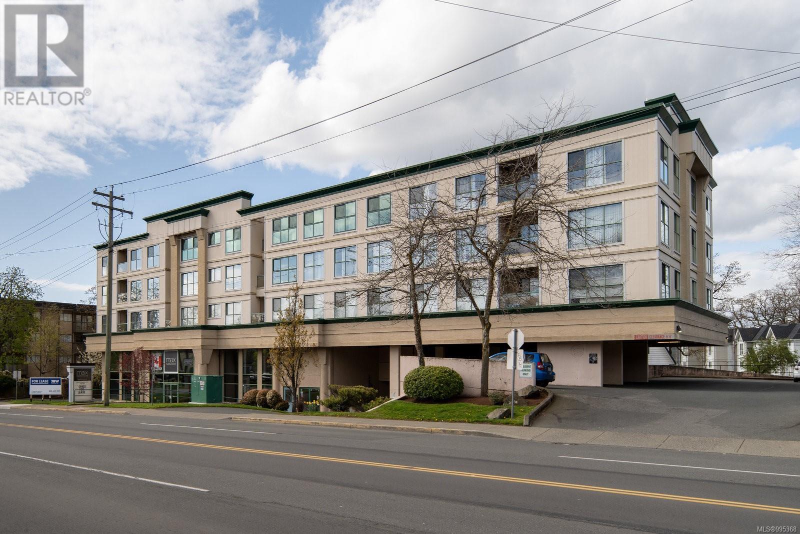 3460 Quadra St Unit 204 St, Victoria, BC V8X 1G6