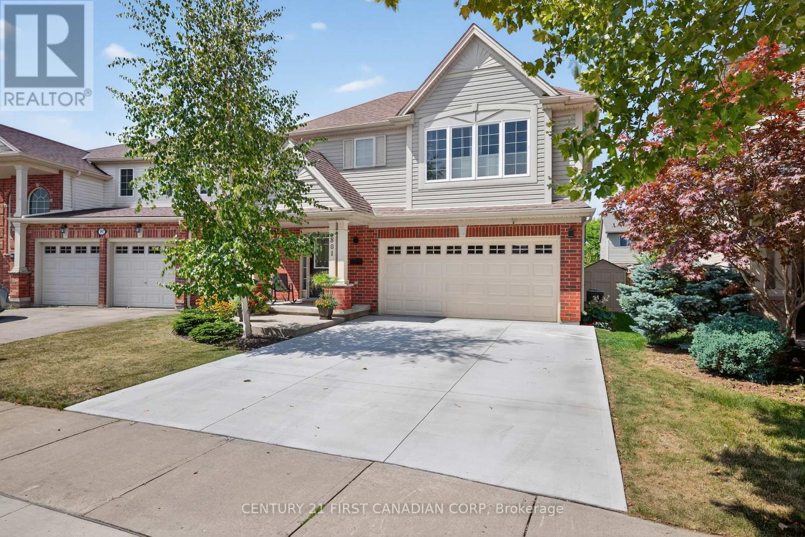 801 N Leaksdale Cir, London, ON N6M 1L9