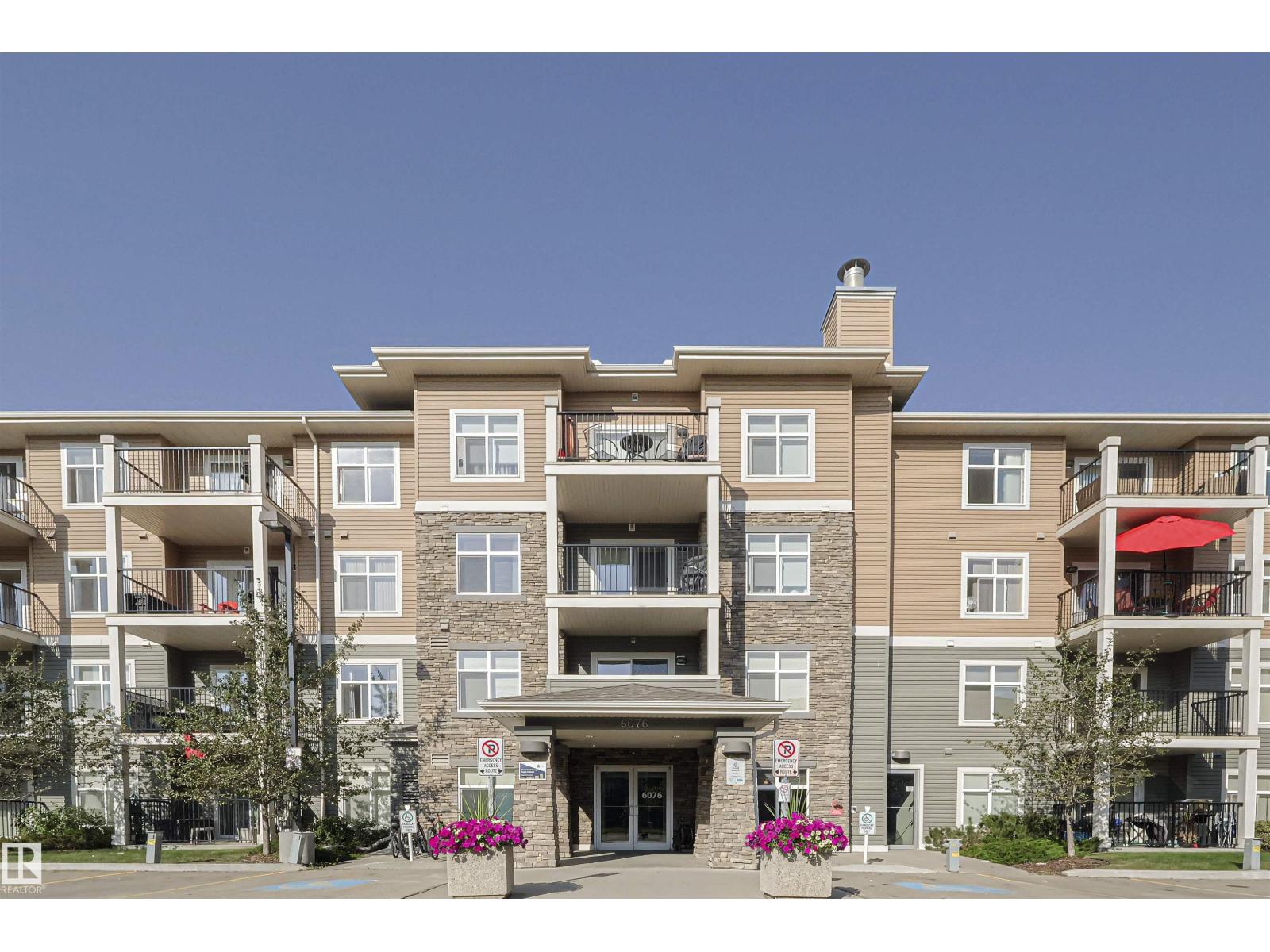 6076 Schonsee Way #230, Edmonton, AB T5Z 0K8