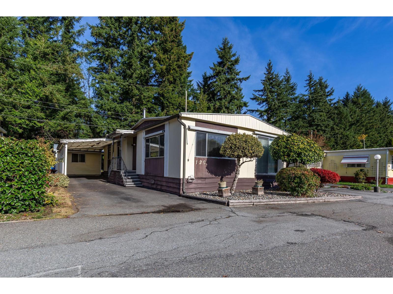 3031 200 Street Unit 120, Langley, BC V2Z 1N5