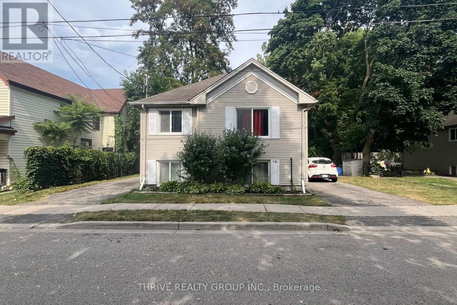 16 Miles St, London, ON N5Y 2T6