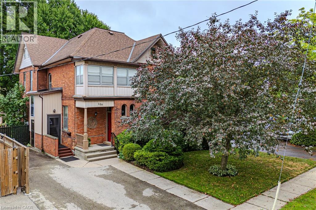 109 Talbot St N, Simcoe, ON N3Y 3W6
