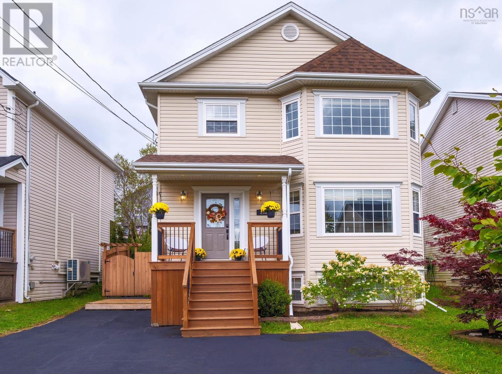 233 States Ln, Beechville, NS B3T 2J3