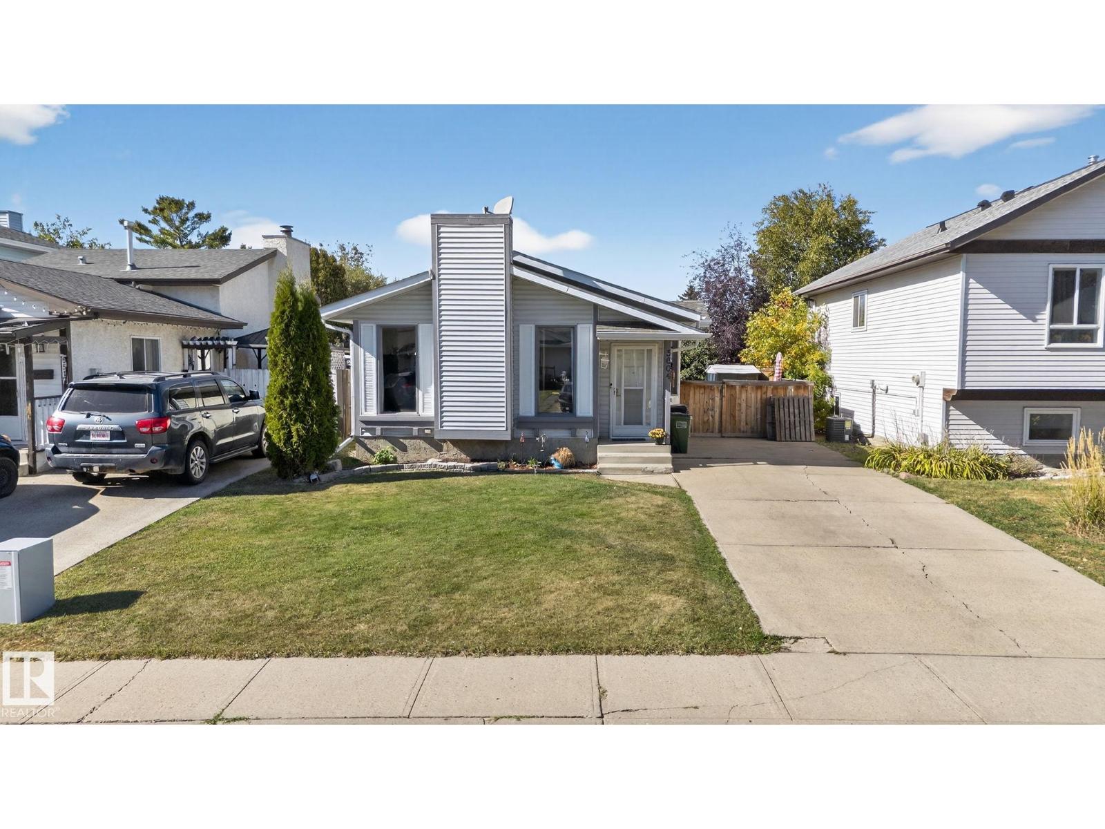 186 St Nw Unit 5604, Edmonton, AB T6M 1Z9