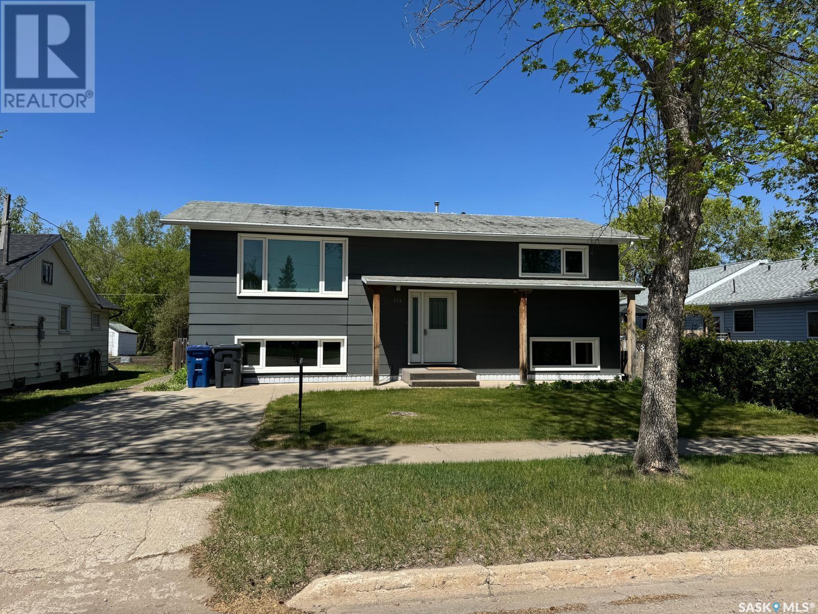 516 B Ave E, Wynyard, SK S0A 4T0