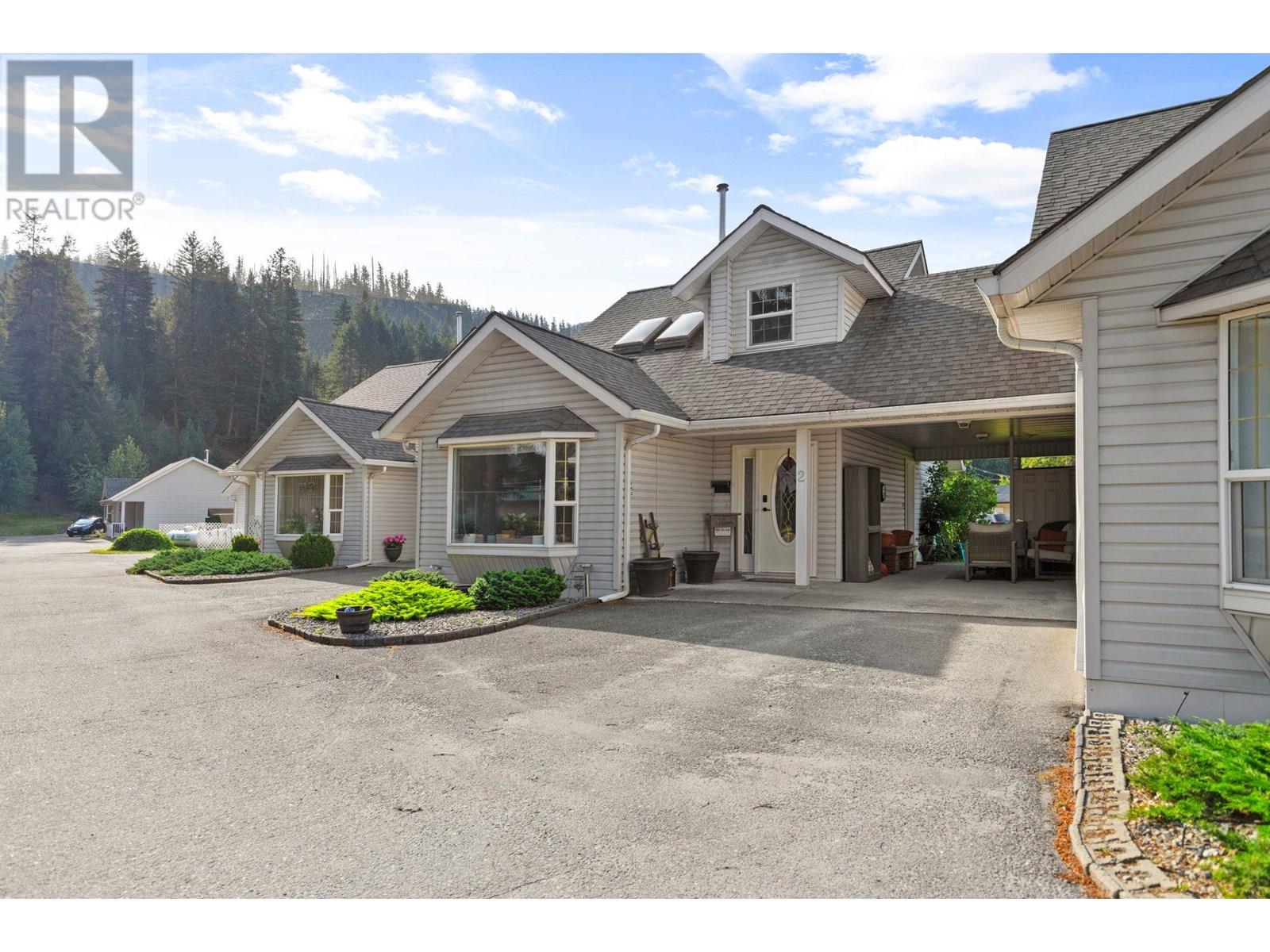 4476 Barriere Town Road Unit 2, Barriere, BC V0E 1E0