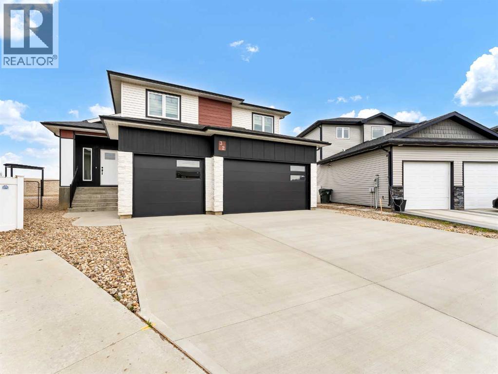 32 Somerside Way SE, Medicine Hat, AB T1B 0M1
