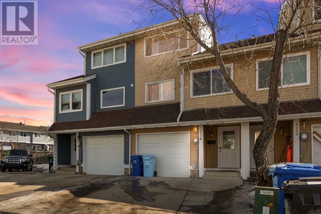 124 Wallace Pl, Fort Mcmurray, AB T9H 4P9