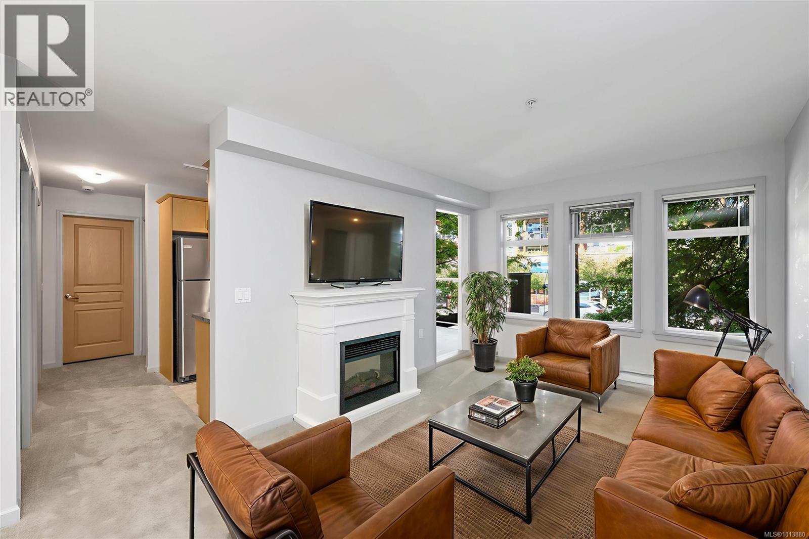655 Goldstream Ave Unit 214 Ave, Langford, BC V9B 0G2