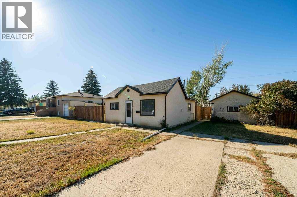 5 Street Se Unit 226, Redcliff, AB T0J 2P0