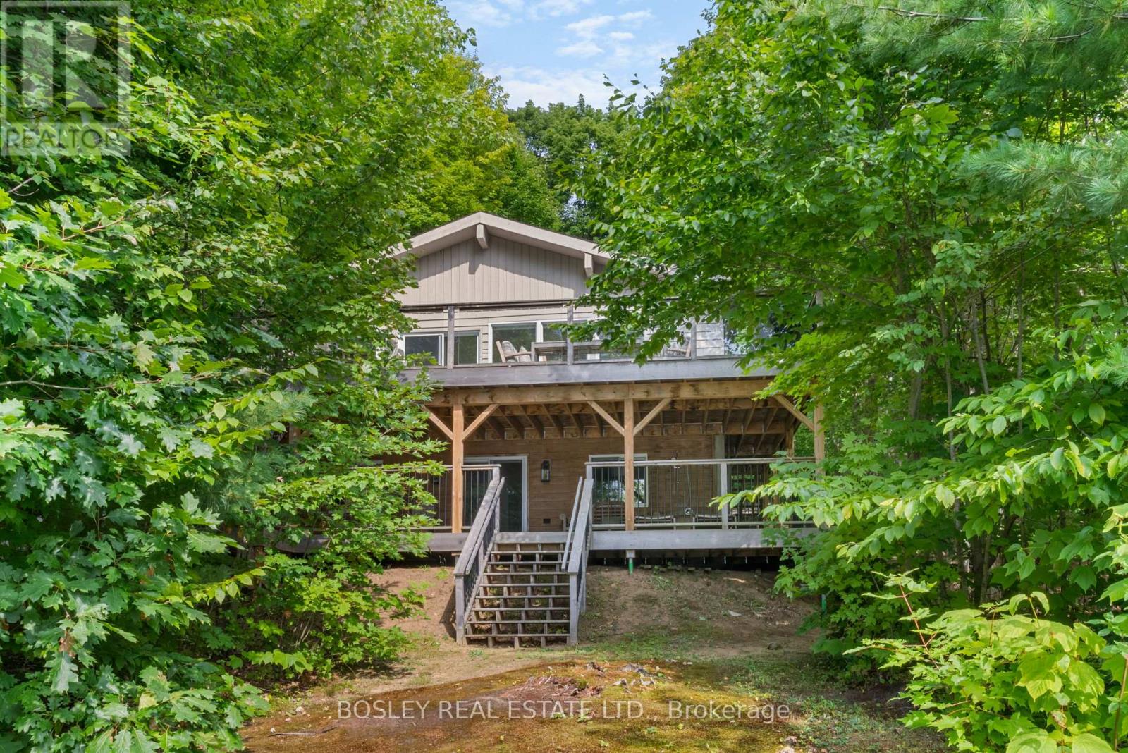 152 Farlain Lake Road East, Tiny, ON L9M 0B5