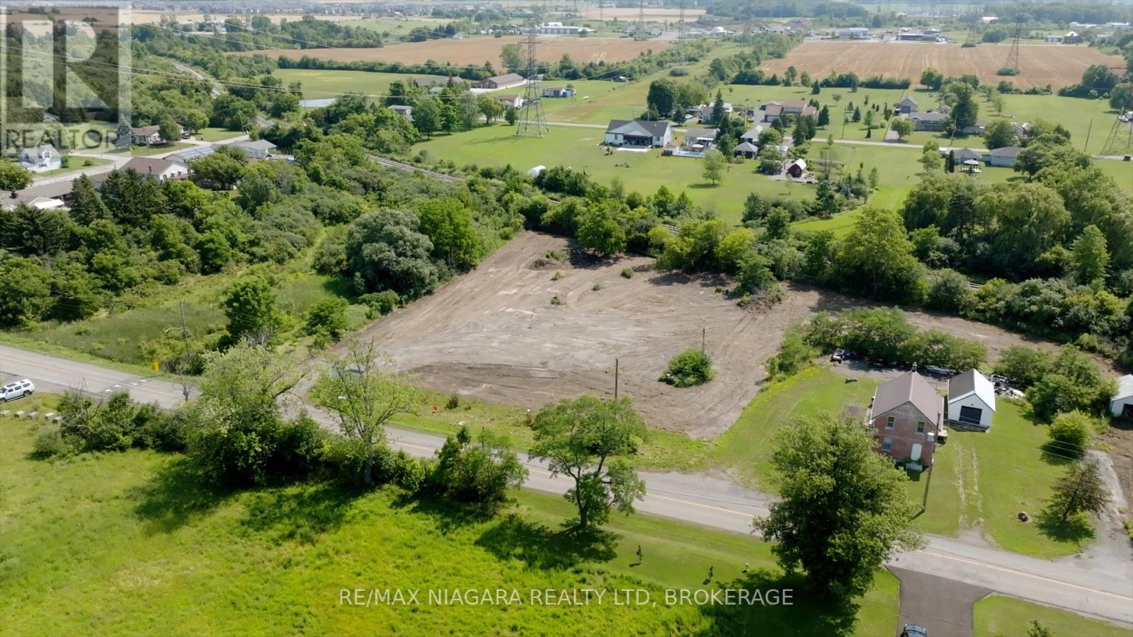 2248 Centre St, Thorold, ON L0S 1A0
