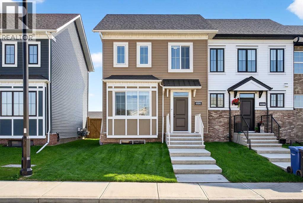 121 Ellen Close, Crossfield, AB T0M 0S0