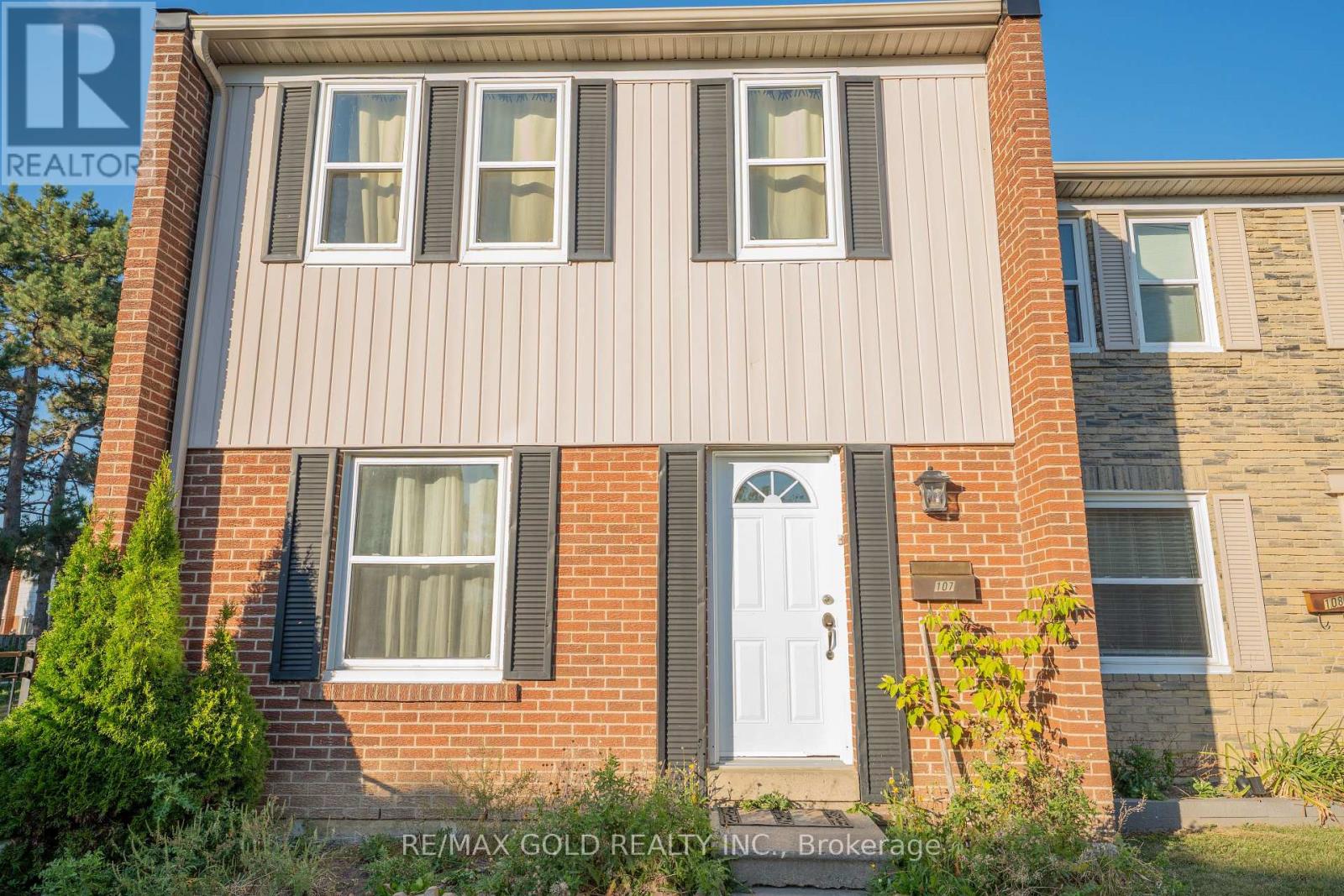 107 900 Central Park Dr, Brampton, ON L6S 3J6