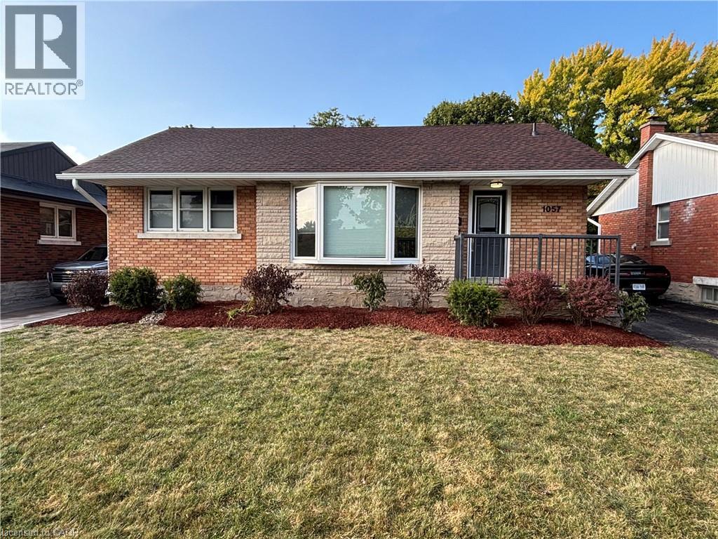 1057 Clare Ave, Cambridge, ON N3H 2E2