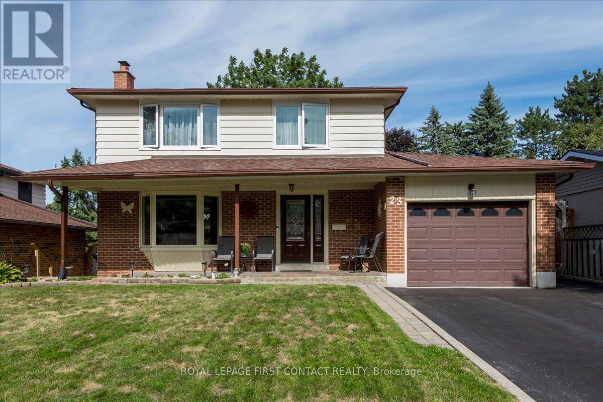 23 Virgilwood Cres, Barrie, ON L4M 4X6