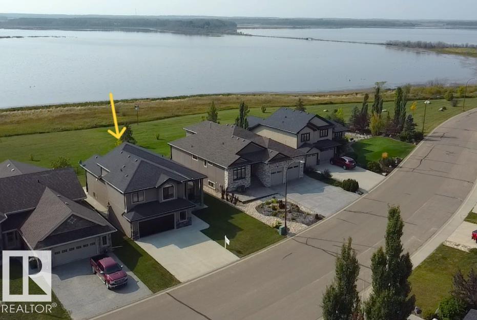 3704 Lakeshore Dr, Bonnyville, AB T9N 0A4