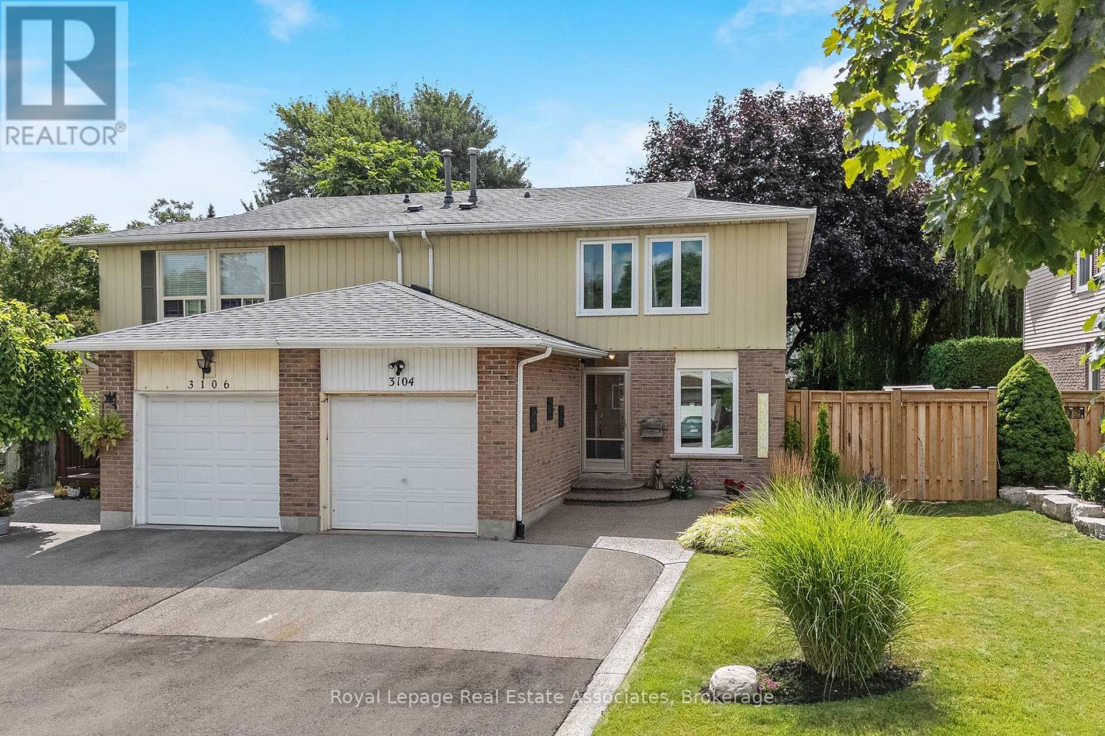 3104 Autumn Hill Cres, Burlington, ON L7M 1Y6