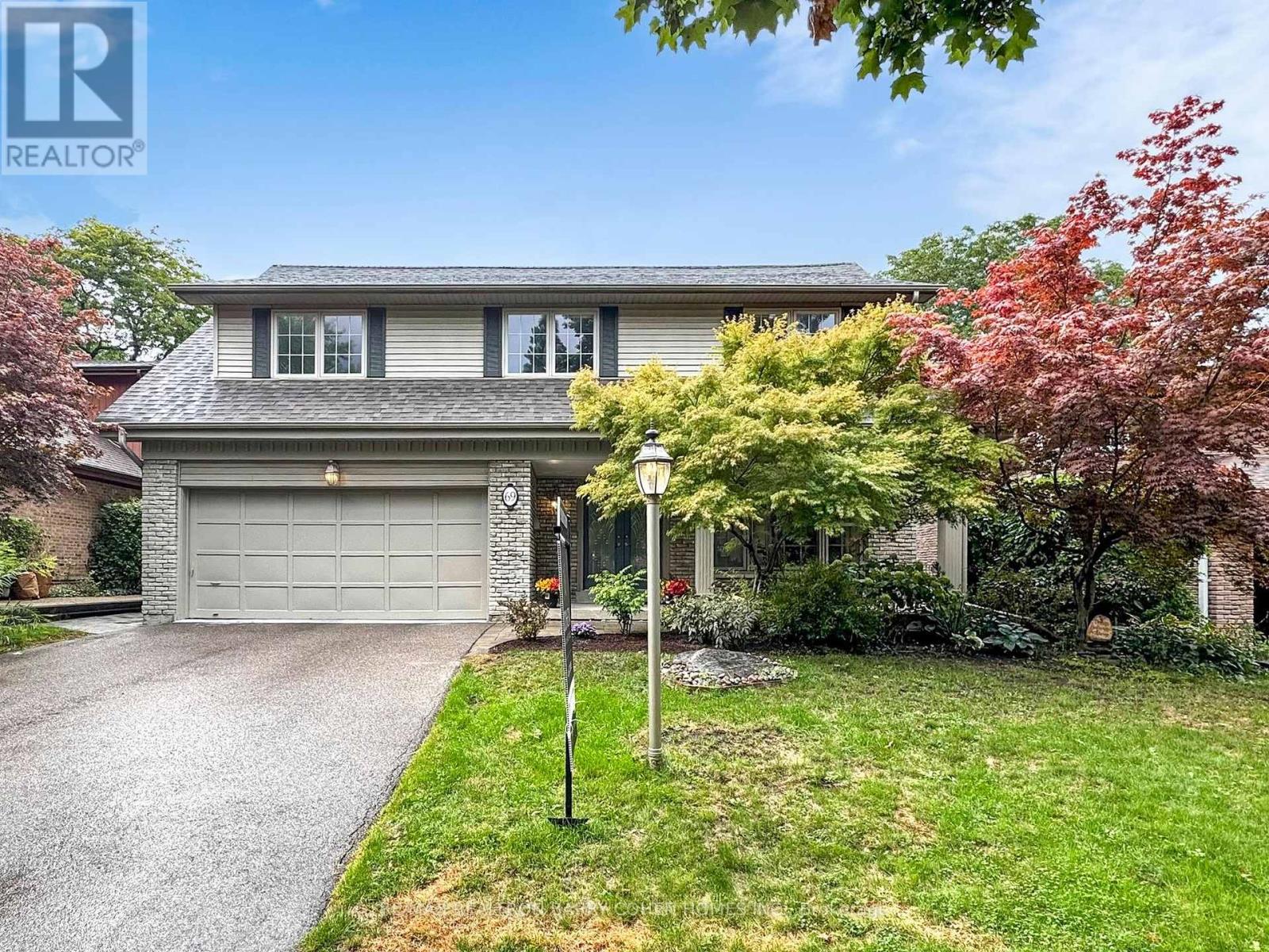 69 Tanbark Cres, Toronto, ON M3B 1N7