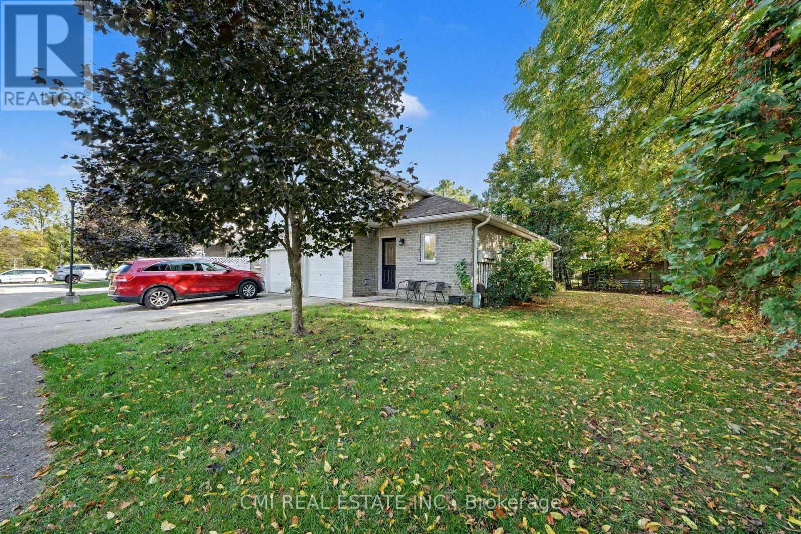 511 Thomas St, Clearview, ON L0M 1S0