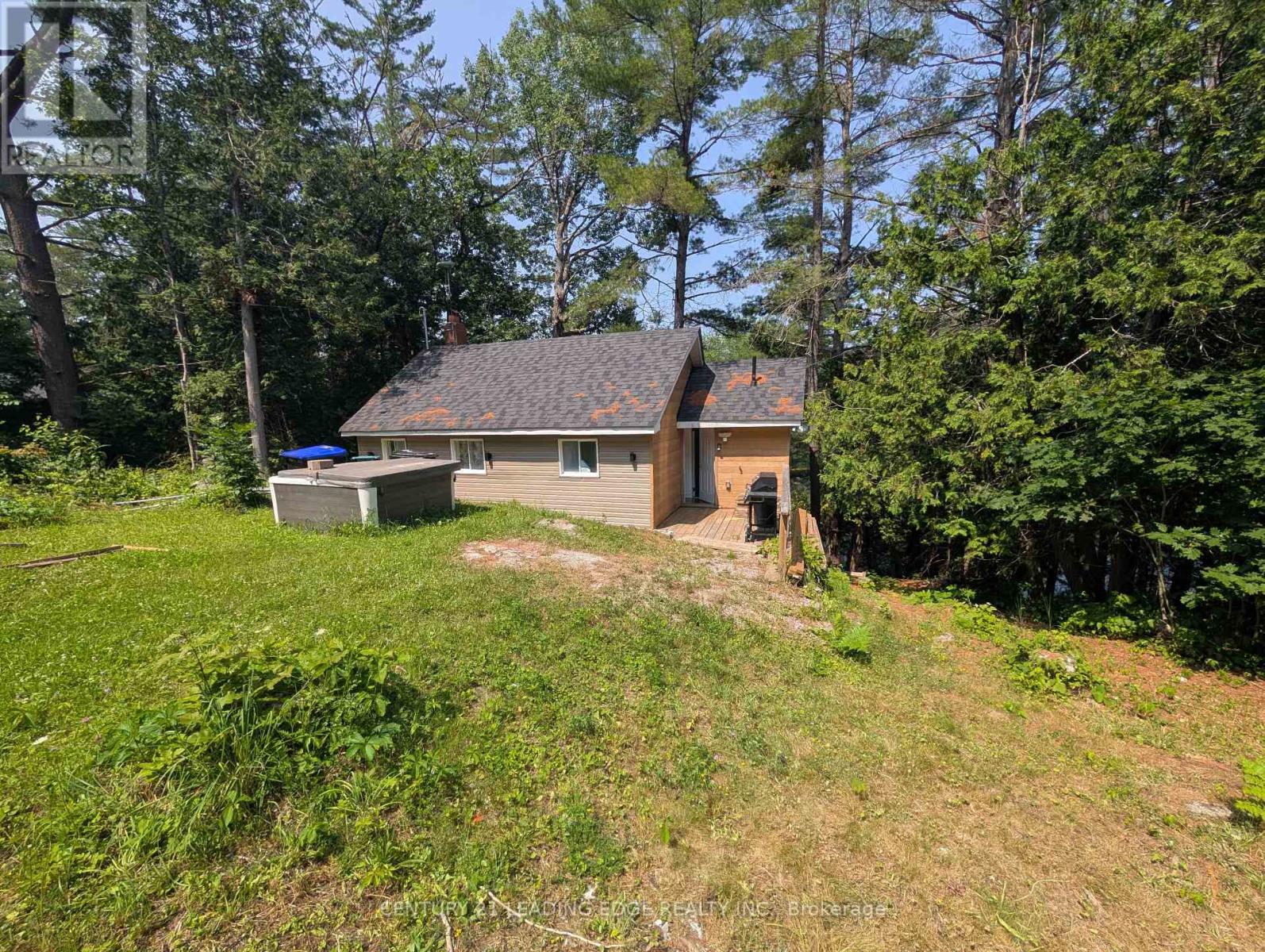 8144 Laidlaw Ave, Ramara, ON L0K 2B0