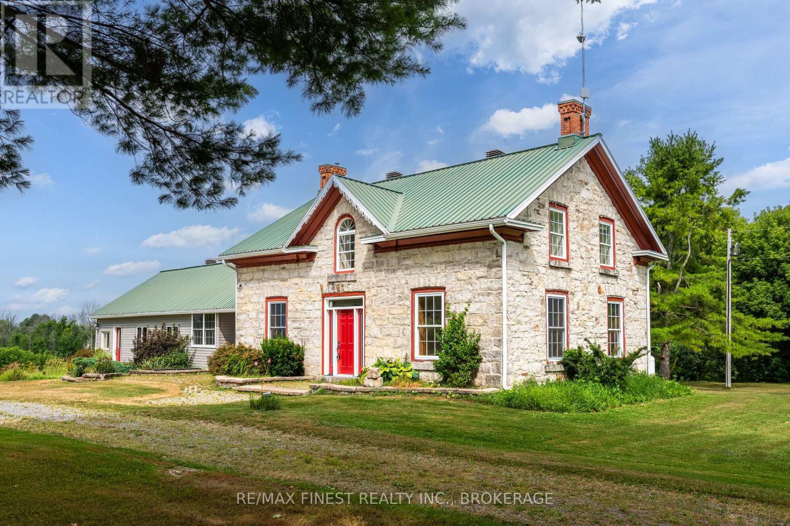 100 Dixie Rd, Athens, ON K0E 1B0