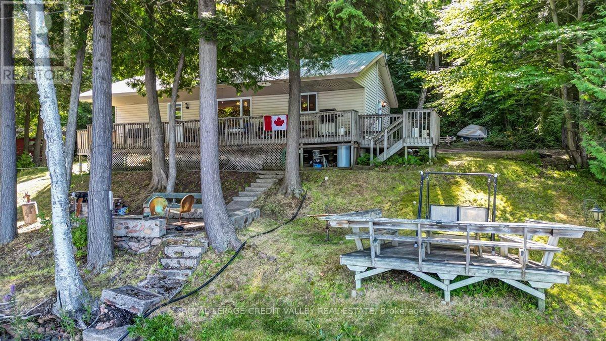 292 Caroline Ct, Faraday, ON K0L 1C0