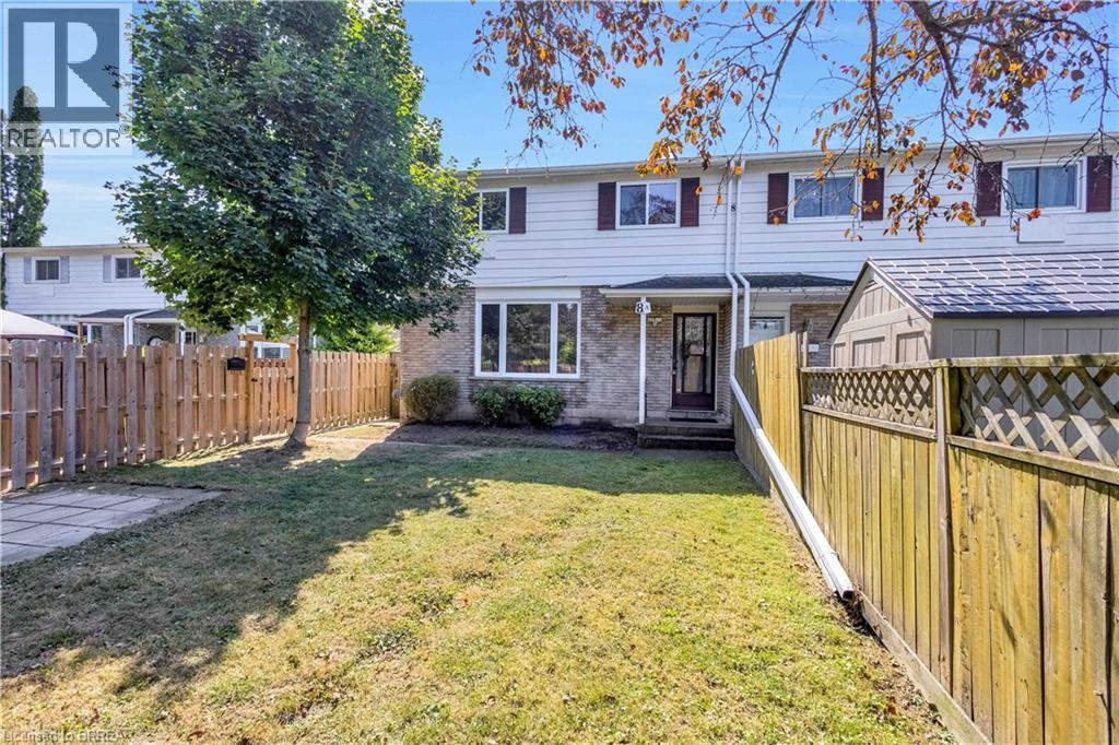 8 Oakhill Drive Unit A, Brantford, ON N3T 1R1
