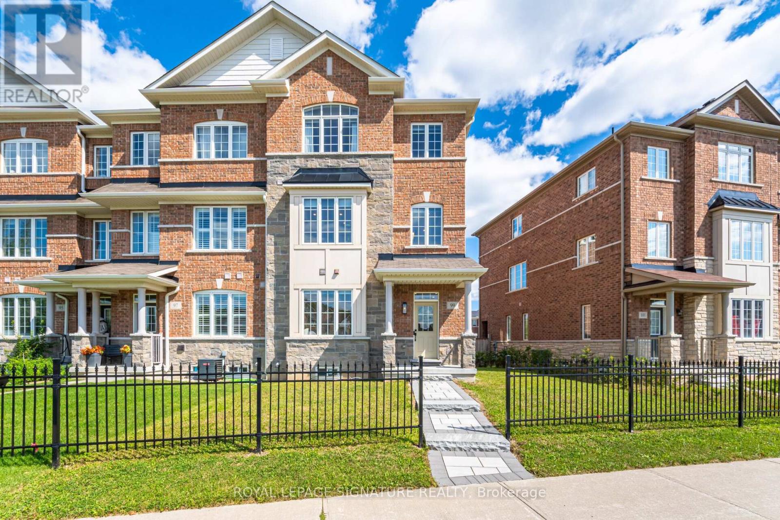 99 Burke St, Hamilton, ON L0R 2H1