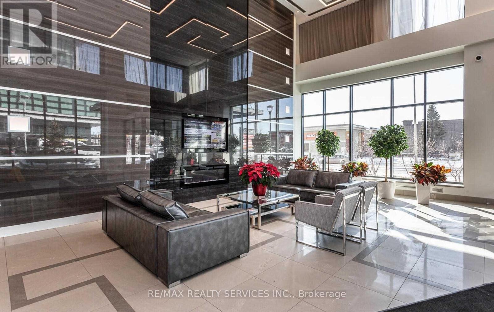 104 3975 Grand Park Dr, Mississauga, ON L5B 0K4