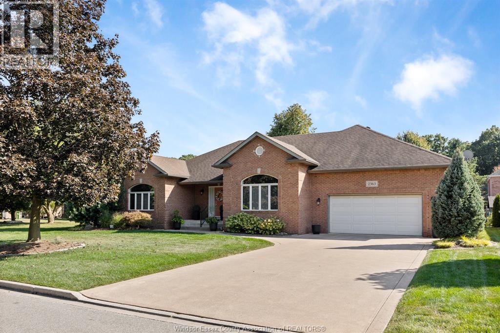 2565 Bridgeway Blvd, Lasalle, ON N9H 2K6