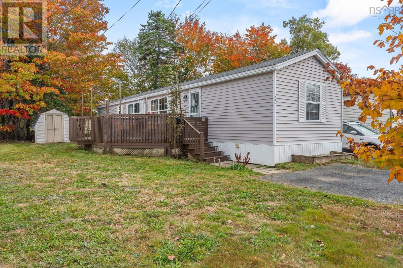 30 Sylvan Ave, Middle Sackville, NS B4E 3B2