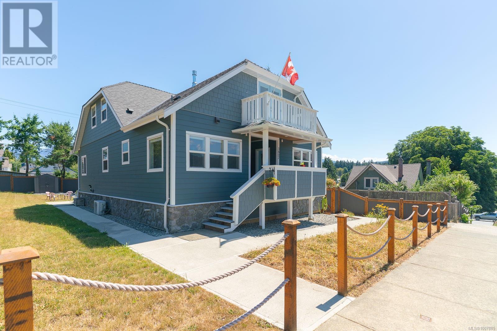 3807 5th Avenue, Port Alberni, BC V9Y 4K5