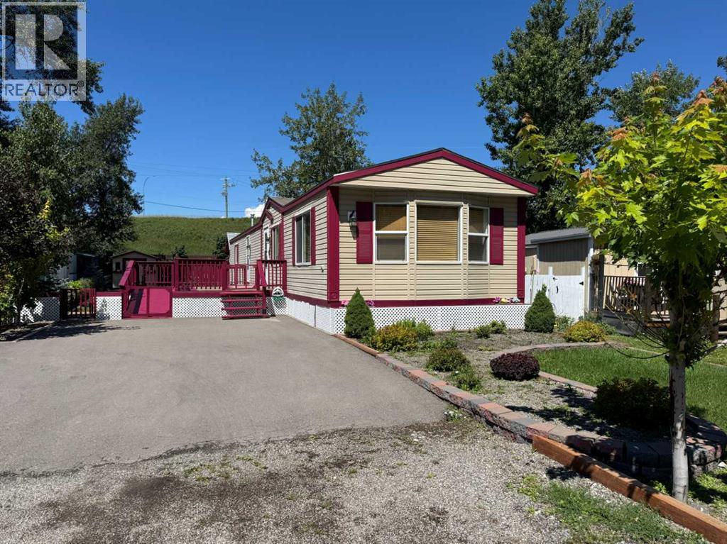 1229 Waterton Avenue Unit 6, Pincher Creek, AB T0K 1W0