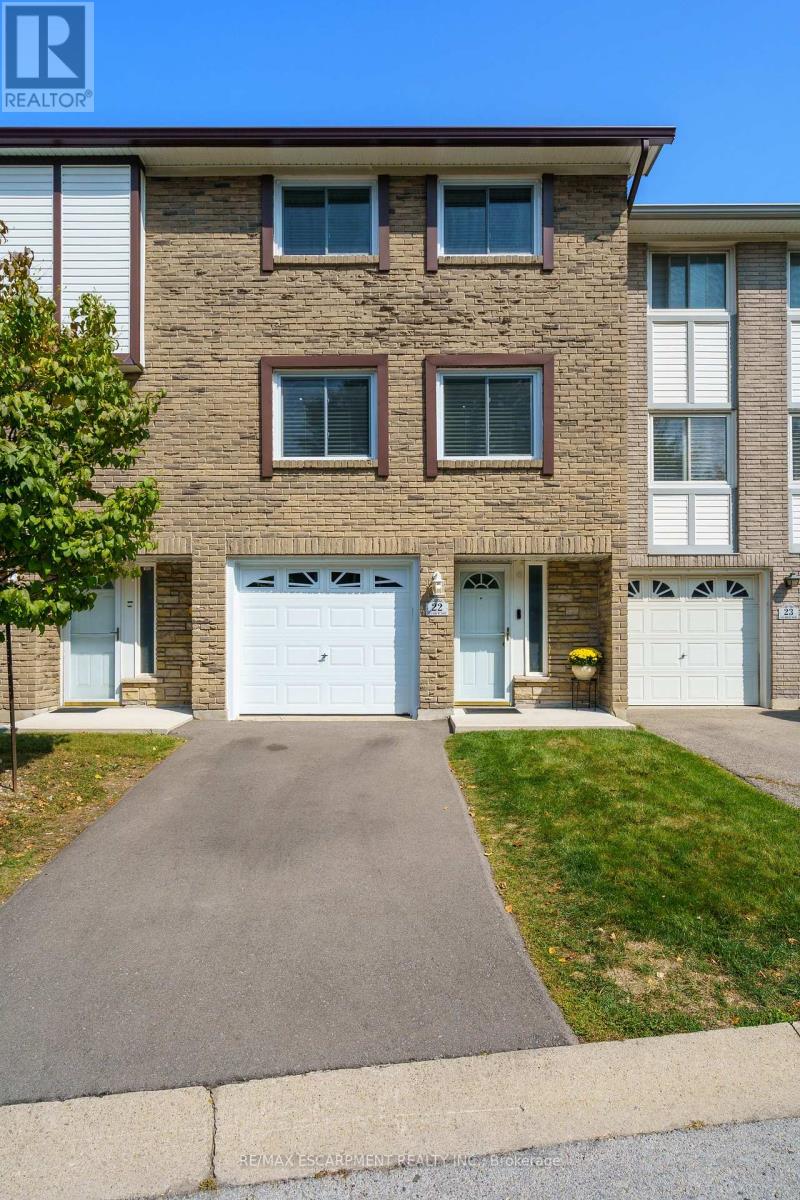 22 145 Rice Ave, Hamilton, ON L9C 5X6
